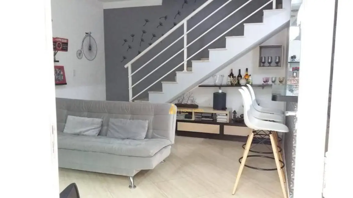 Foto 2 de Sobrado com 2 quartos à venda, 100m2 em Cidade São Francisco, São Paulo - SP