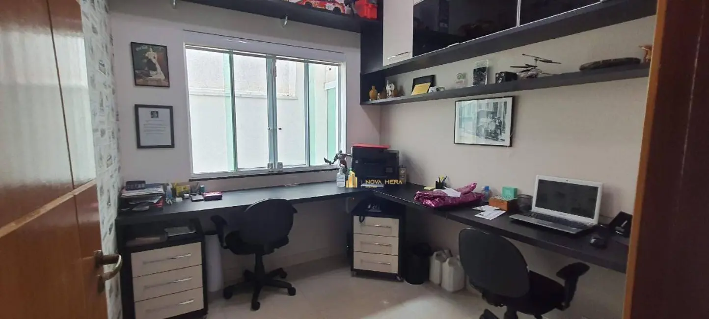 Foto 8 de Sobrado com 4 quartos à venda, 980m2 em Parque Dom Henrique, Cotia - SP