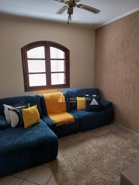 Sobrado com 5 quartos à venda, 163m2 em Jaguaribe, Osasco - SP - imagem 6 Foto 6 de Sobrado com 5 quartos à venda, 163m2 em Jaguaribe, Osasco - SP