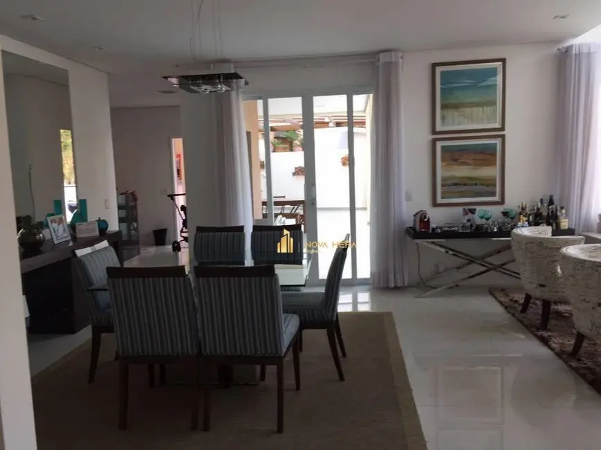 Foto 3 de Sobrado com 3 quartos à venda e para alugar, 575m2 em São Paulo II, Cotia - SP