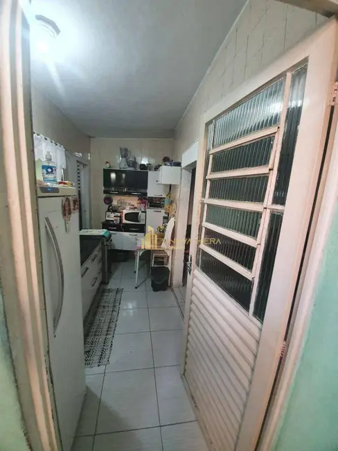 Foto 2 de Sobrado com 2 quartos à venda, 307m2 em Vila Yolanda, Osasco - SP
