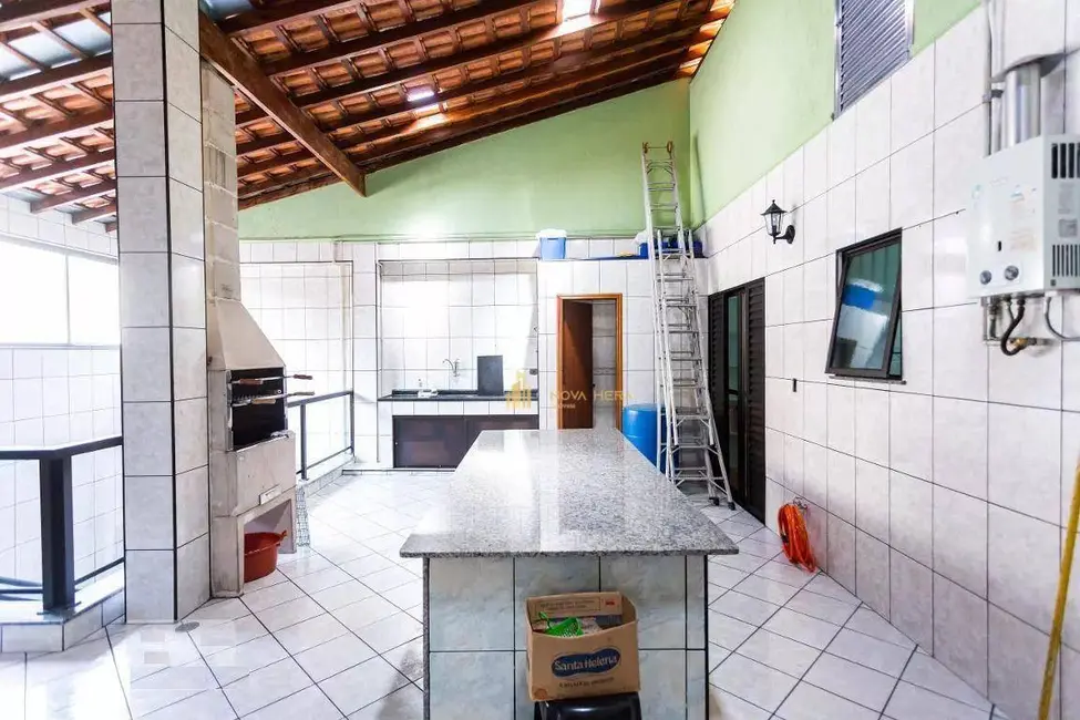 Foto 2 de Sobrado com 2 quartos à venda, 125m2 em Vila Yolanda, Osasco - SP