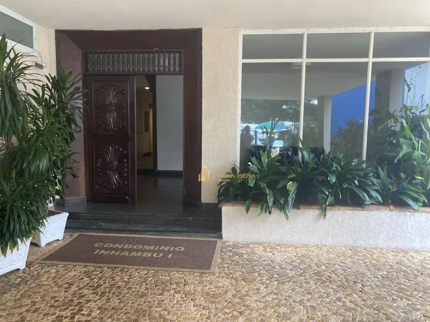 Apartamento com 3 quartos à venda, 105m2 em Moema, São Paulo - SP - imagem 1 Foto 1 de Apartamento com 3 quartos à venda, 105m2 em Moema, São Paulo - SP