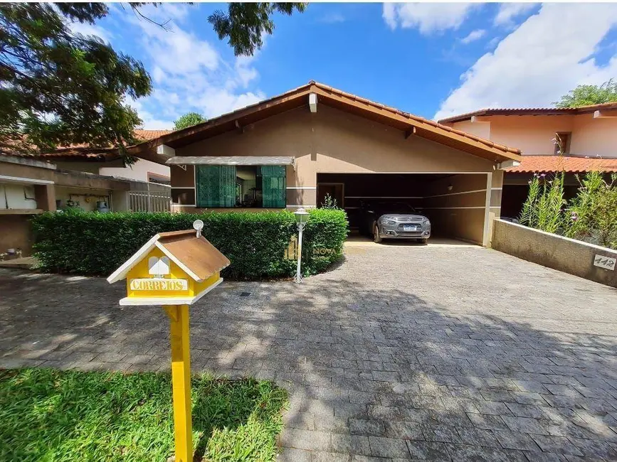 Foto 1 de Casa de Condomínio com 6 quartos à venda, 370m2 em São Paulo II, Cotia - SP
