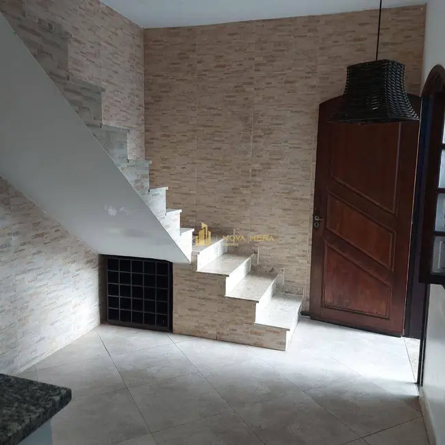 Sobrado com 3 quartos à venda, 138m2 em Cipava, Osasco - SP - imagem 5 Foto 5 de Sobrado com 3 quartos à venda, 138m2 em Cipava, Osasco - SP