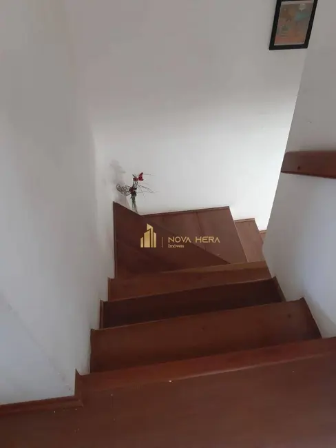 Foto 7 de Sobrado com 3 quartos à venda, 120m2 em Jardim Petrópolis, Cotia - SP