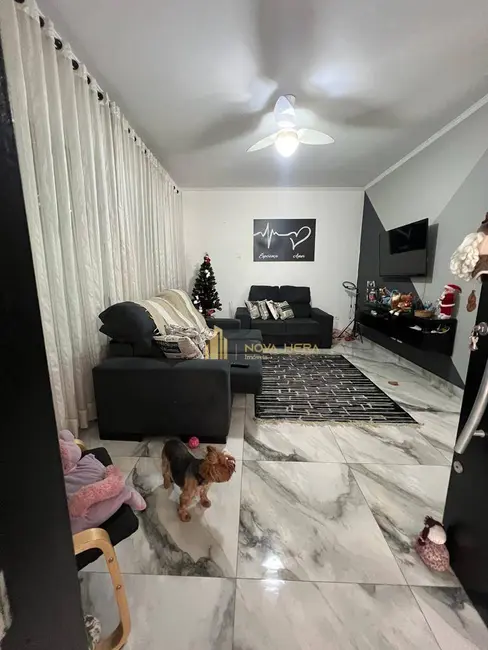 Casa com 3 quartos à venda, 198m2 em Osasco - SP - imagem 5 Foto 5 de Casa com 3 quartos à venda, 198m2 em Osasco - SP