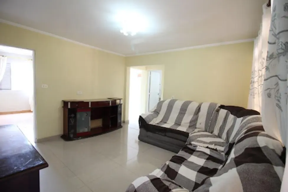 Casa com 3 quartos à venda, 250m2 em Umuarama, Osasco - SP - imagem 5 Foto 5 de Casa com 3 quartos à venda, 250m2 em Umuarama, Osasco - SP