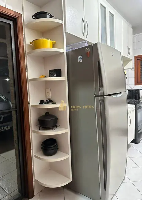 Sobrado com 3 quartos à venda, 250m2 em Adalgisa, Osasco - SP - imagem 5 Foto 5 de Sobrado com 3 quartos à venda, 250m2 em Adalgisa, Osasco - SP