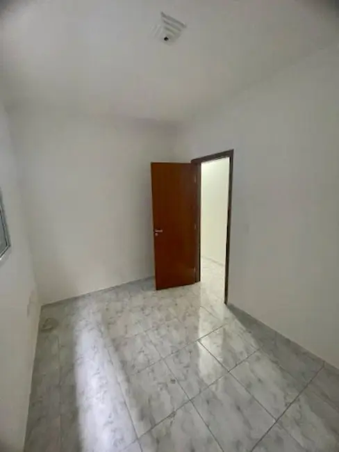 Sobrado com 2 quartos à venda, 125m2 em Veloso, Osasco - SP - imagem 8 Foto 8 de Sobrado com 2 quartos à venda, 125m2 em Veloso, Osasco - SP