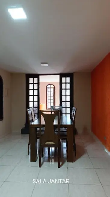 Foto 6 de Sobrado com 5 quartos à venda, 283m2 em Osasco - SP