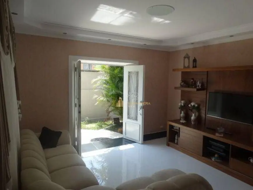 Foto 7 de Casa com 2 quartos à venda, 315m2 em Ayrosa, Osasco - SP