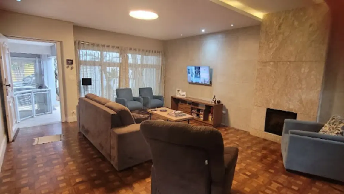 Casa com 3 quartos à venda, 380m2 em Adalgisa, Osasco - SP - imagem 4 Foto 4 de Casa com 3 quartos à venda, 380m2 em Adalgisa, Osasco - SP