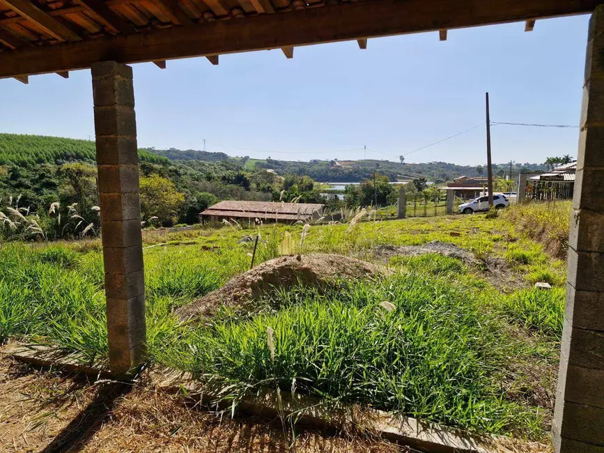 Chácara com 4 quartos à venda, 1300m2 em Sarapui - SP - imagem 6 Foto 6 de Chácara com 4 quartos à venda, 1300m2 em Sarapui - SP