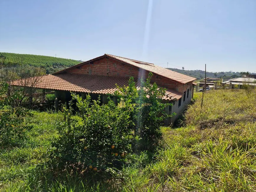 Foto 1 de Chácara com 4 quartos à venda, 1300m2 em Sarapui - SP