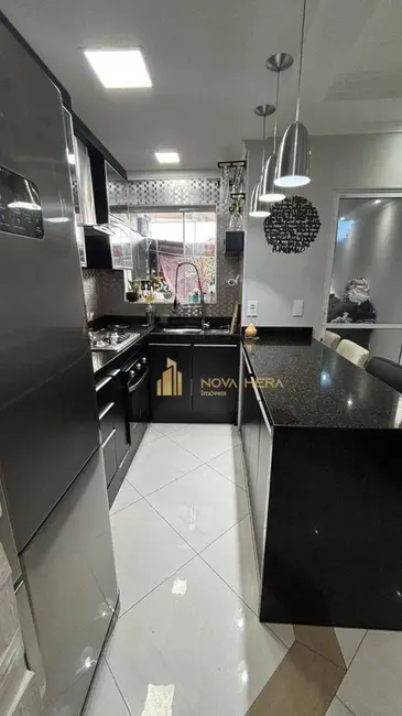 Sobrado com 2 quartos à venda, 100m2 em Jaguaribe, Osasco - SP - imagem 6 Foto 6 de Sobrado com 2 quartos à venda, 100m2 em Jaguaribe, Osasco - SP