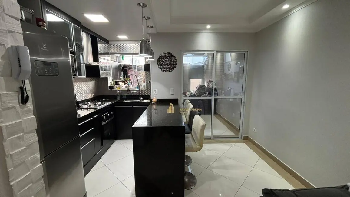 Sobrado com 2 quartos à venda, 100m2 em Jaguaribe, Osasco - SP - imagem 3 Foto 3 de Sobrado com 2 quartos à venda, 100m2 em Jaguaribe, Osasco - SP