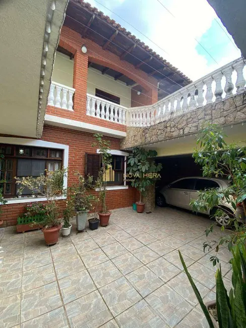 Foto 2 de Casa com 3 quartos à venda, 200m2 em Jaguaribe, Osasco - SP