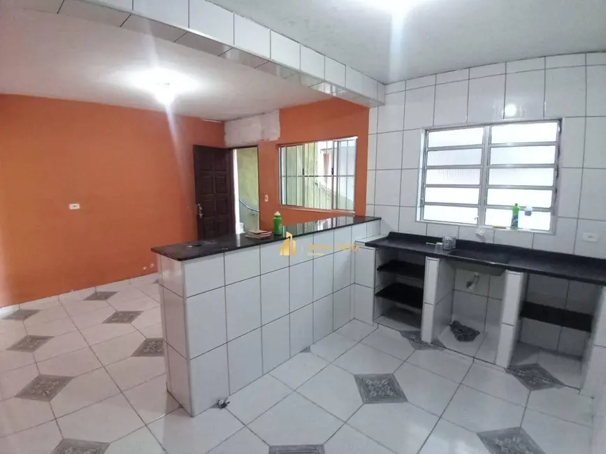 Casa com 2 quartos para alugar, 200m2 em Veloso, Osasco - SP - imagem 6 Foto 6 de Casa com 2 quartos para alugar, 200m2 em Veloso, Osasco - SP