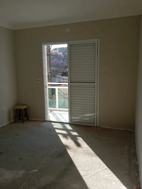 Sobrado com 3 quartos à venda, 84m2 em Bela Vista, Osasco - SP - imagem 4 Foto 4 de Sobrado com 3 quartos à venda, 84m2 em Bela Vista, Osasco - SP