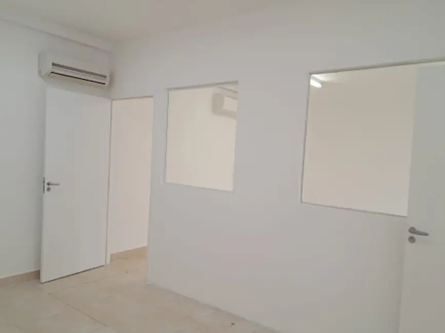 Foto 4 de Sala Comercial para alugar, 130m2 em Jardim das Flores, Osasco - SP