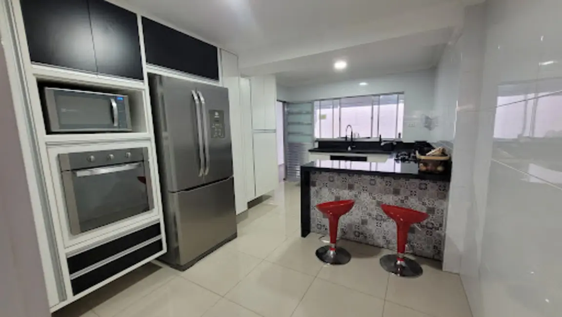 Sobrado com 3 quartos à venda, 125m2 em Cidade das Flores, Osasco - SP - imagem 9 Foto 9 de Sobrado com 3 quartos à venda, 125m2 em Cidade das Flores, Osasco - SP