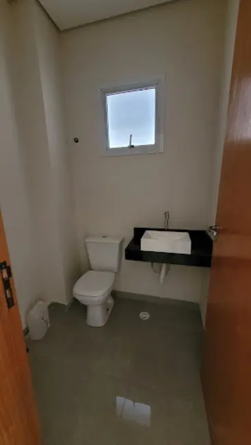 Sobrado com 3 quartos à venda, 150m2 em Bela Vista, Osasco - SP - imagem 9 Foto 9 de Sobrado com 3 quartos à venda, 150m2 em Bela Vista, Osasco - SP