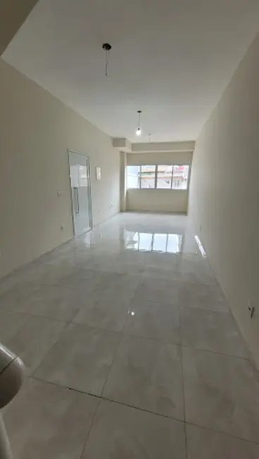 Sobrado com 3 quartos à venda, 150m2 em Bela Vista, Osasco - SP - imagem 5 Foto 5 de Sobrado com 3 quartos à venda, 150m2 em Bela Vista, Osasco - SP