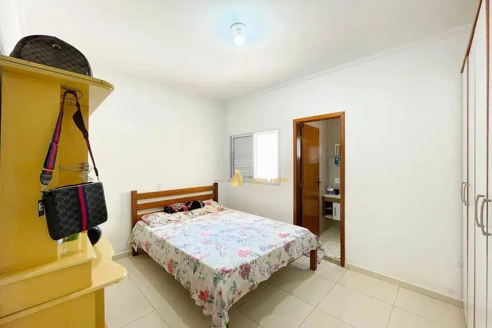 Foto 6 de Casa com 2 quartos à venda, 125m2 em Peruibe - SP