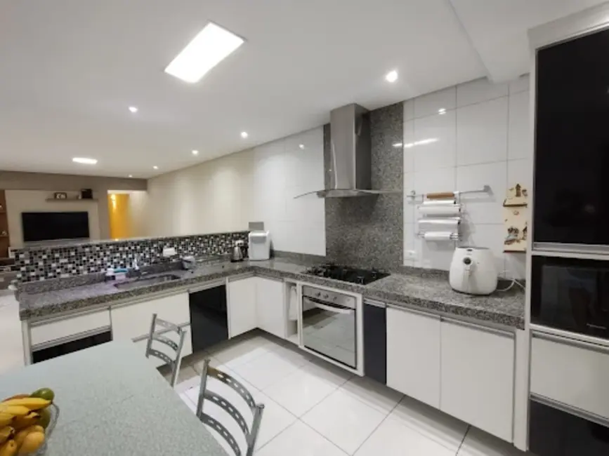 Foto 8 de Sobrado com 3 quartos à venda, 125m2 em Jardim Elvira, Osasco - SP