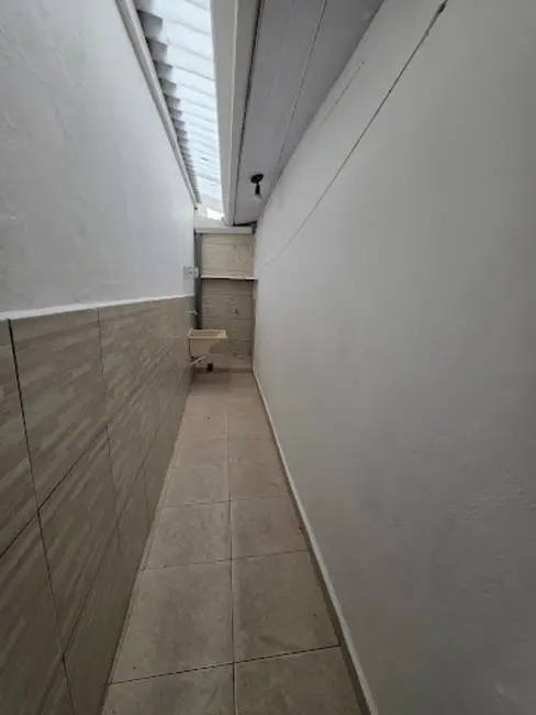 Foto 9 de Casa com 1 quarto para alugar, 300m2 em Vila Osasco, Osasco - SP