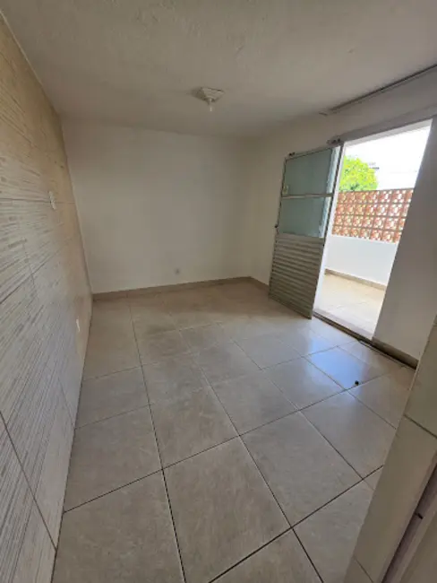 Foto 5 de Casa com 1 quarto para alugar, 300m2 em Vila Osasco, Osasco - SP