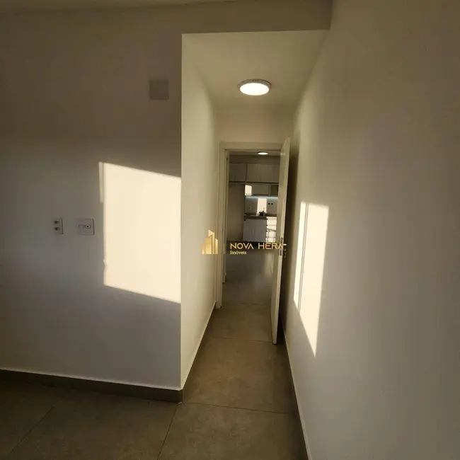 Apartamento com 2 quartos para alugar, 44m2 em Presidente Altino, Osasco - SP - imagem 9 Foto 9 de Apartamento com 2 quartos para alugar, 44m2 em Presidente Altino, Osasco - SP