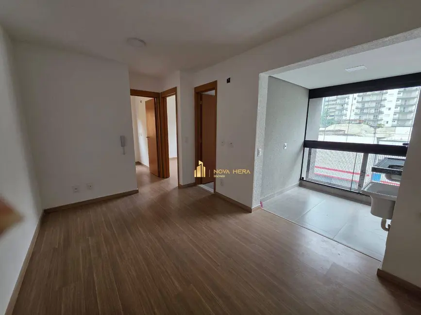 Foto 1 de Apartamento com 2 quartos à venda e para alugar, 38m2 em Vila Yara, Osasco - SP