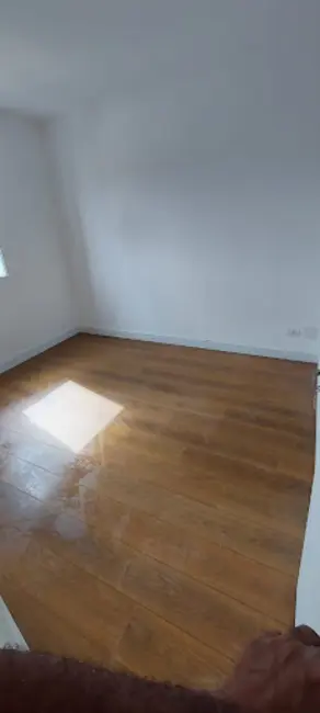 Foto 8 de Apartamento com 2 quartos para alugar, 52m2 em Jardim Maria Helena, Barueri - SP