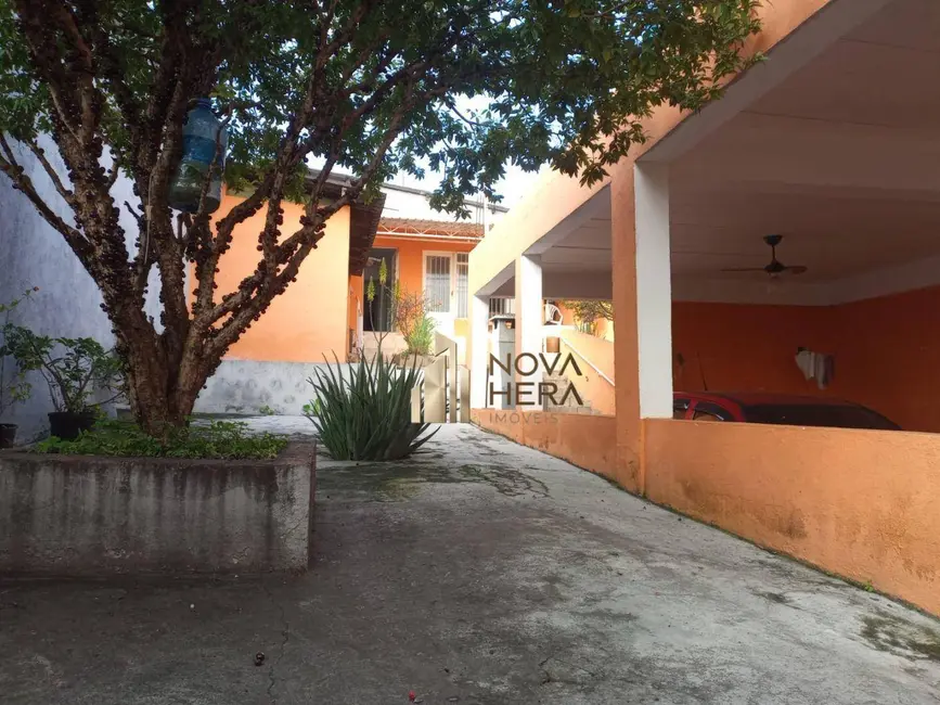 Foto 2 de Casa com 3 quartos à venda, 240m2 em Quitaúna, Osasco - SP