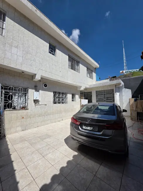 Foto 2 de Casa com 3 quartos à venda e para alugar, 252m2 em Vila Yolanda, Osasco - SP
