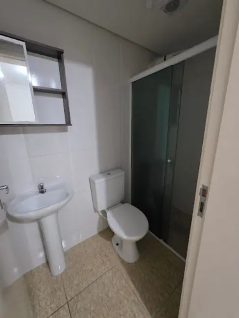 Foto 9 de Apartamento com 1 quarto para alugar, 30m2 em km 18, Osasco - SP