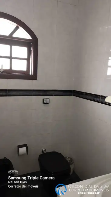 Foto 8 de Casa com 4 quartos à venda, 240m2 em Parque Assunção, Taboao Da Serra - SP