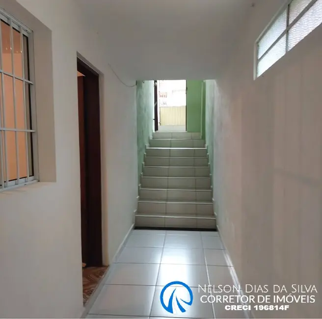 Casa com 1 quarto para alugar, 40m2 em Jardim Pinheiros, Embu Das Artes - SP - imagem 5 Foto 5 de Casa com 1 quarto para alugar, 40m2 em Jardim Pinheiros, Embu Das Artes - SP