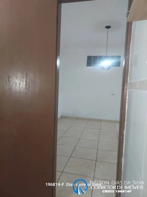 Foto 8 de Casa com 2 quartos para alugar, 100m2 em Jardim Bontempo, Taboao Da Serra - SP
