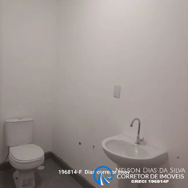 Foto 7 de Sala Comercial para alugar, 30m2 em Jardim Santa Cecília, Taboao Da Serra - SP