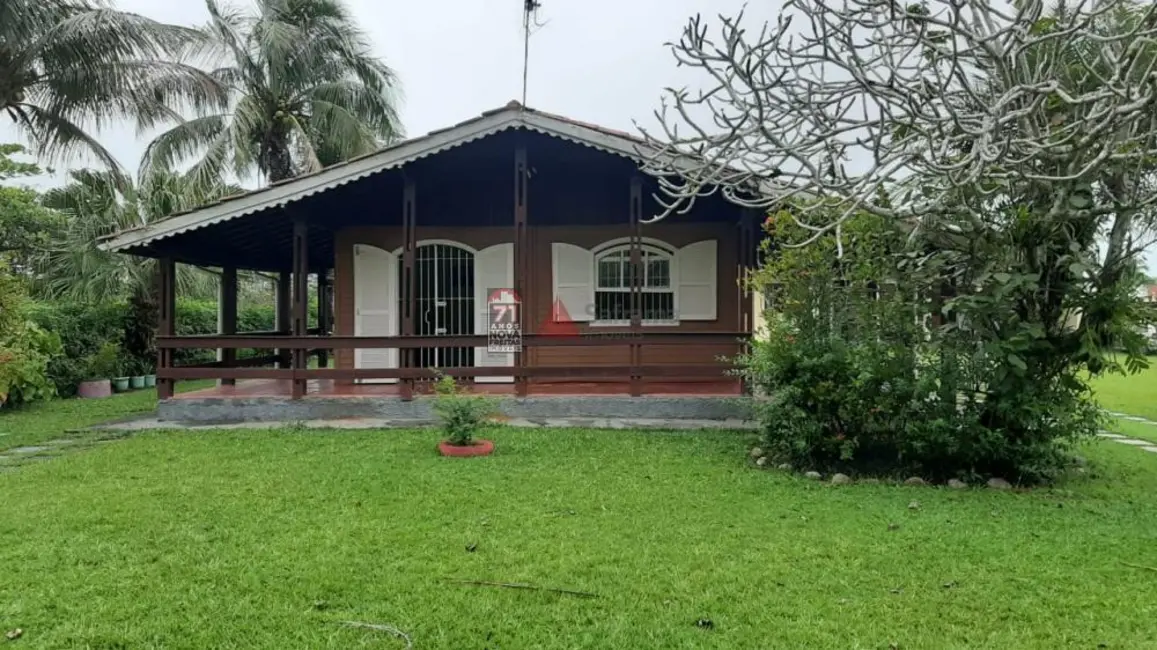 Foto 1 de Casa com 3 quartos à venda, 1477m2 em Caraguatatuba - SP