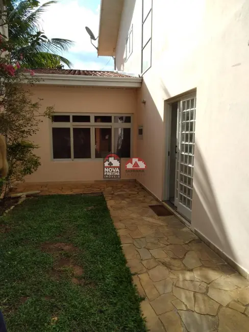 Foto 2 de Sobrado com 3 quartos para alugar, 200m2 em Sao Jose Dos Campos - SP