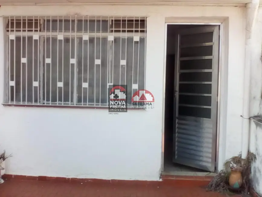 Foto 2 de Casa com 2 quartos à venda, 200m2 em São Paulo - SP