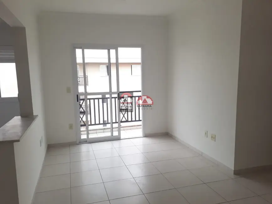 Foto 1 de Apartamento com 2 quartos para alugar, 64m2 em Pindamonhangaba - SP