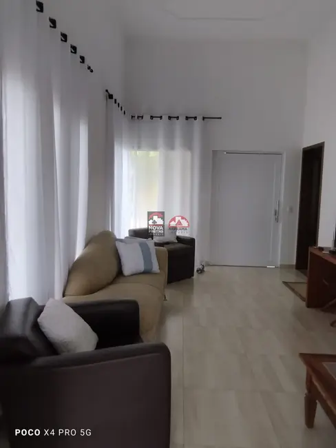 Foto 1 de Casa de Condomínio com 3 quartos à venda, 197m2 em Cacapava - SP