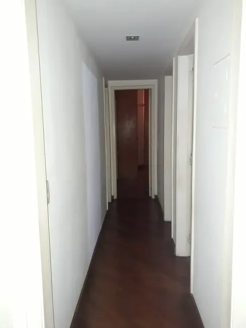 Apartamento com 3 quartos à venda, 148m2 em Centro, Nova Iguacu - RJ - imagem 7 Foto 7 de Apartamento com 3 quartos à venda, 148m2 em Centro, Nova Iguacu - RJ