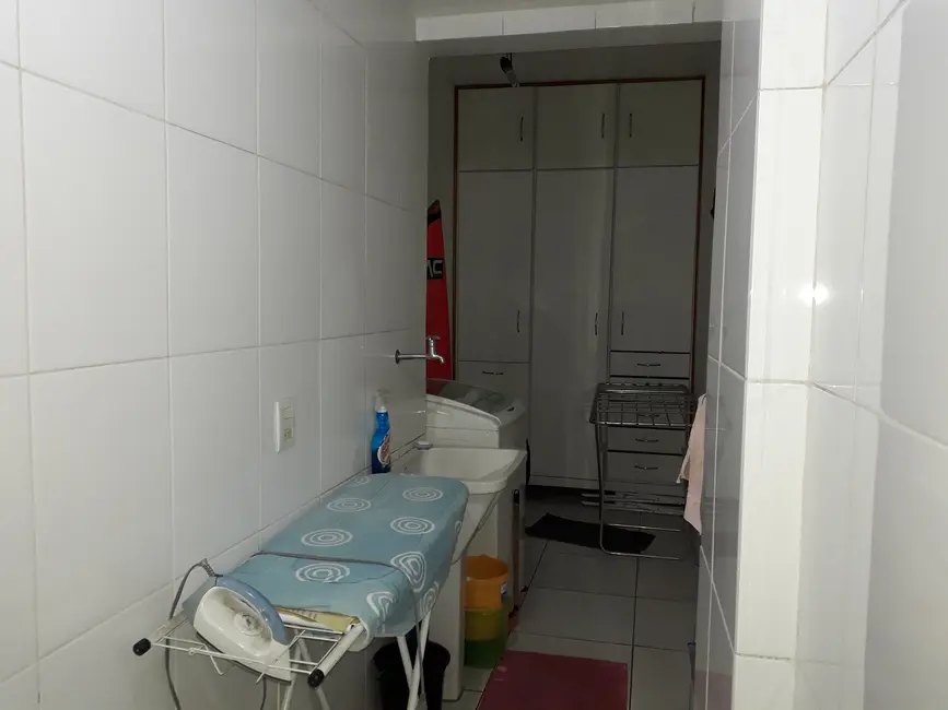 Apartamento com 3 quartos à venda, 148m2 em Centro, Nova Iguacu - RJ - imagem 6 Foto 6 de Apartamento com 3 quartos à venda, 148m2 em Centro, Nova Iguacu - RJ