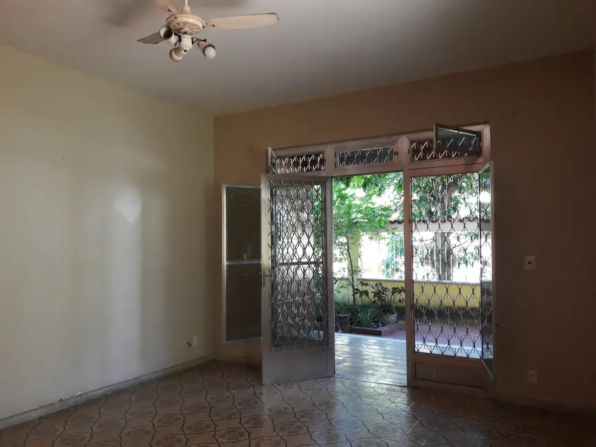 Casa com 2 quartos à venda, 80m2 em Parque Anchieta, Rio De Janeiro - RJ - imagem 5 Foto 5 de Casa com 2 quartos à venda, 80m2 em Parque Anchieta, Rio De Janeiro - RJ